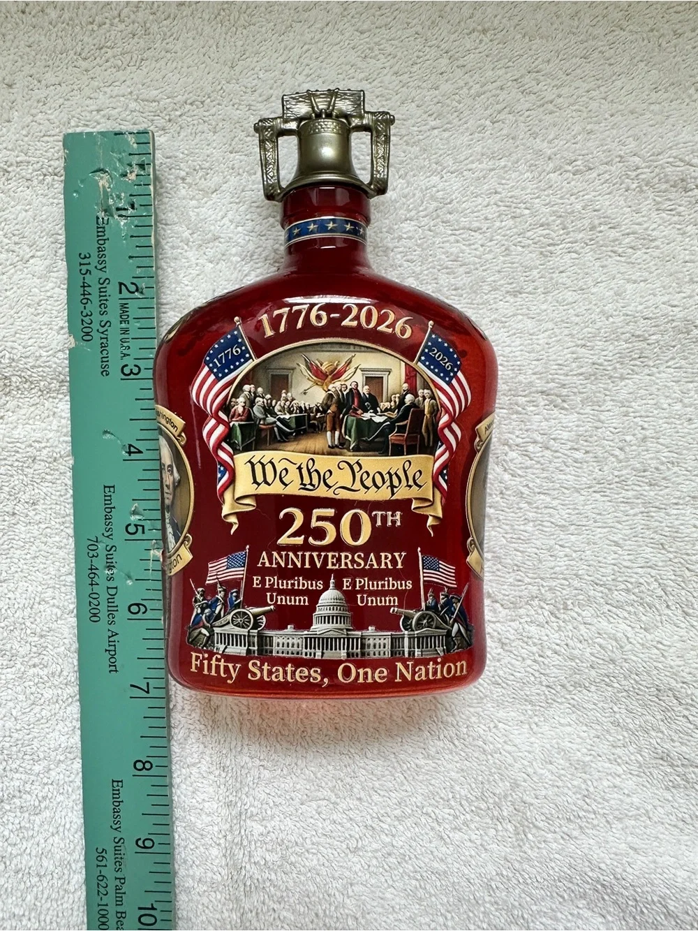 We the People 250th Anniversary Red Commemorative Flask/showpiece